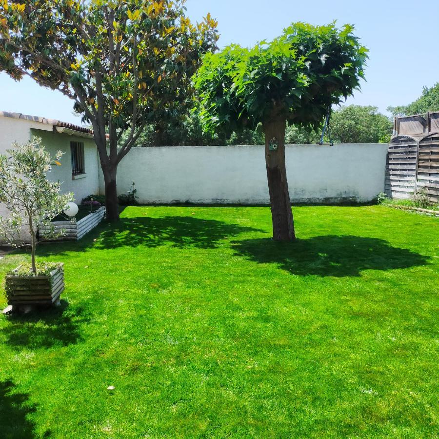 Le Cocon Des Spress Apartment Cers Exterior photo
